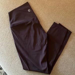 Born Primitive Go To Legging - Deep Plum - Size Large